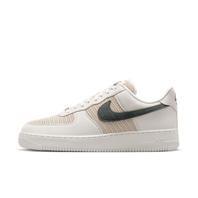 NIKE公式】Nike エア フォース 1 '07 LV8 メンズシューズ.オンライン